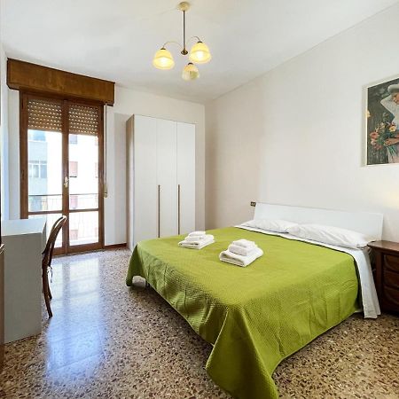 Casa Gramsci - Affitti Brevi Italia Módena Exterior foto