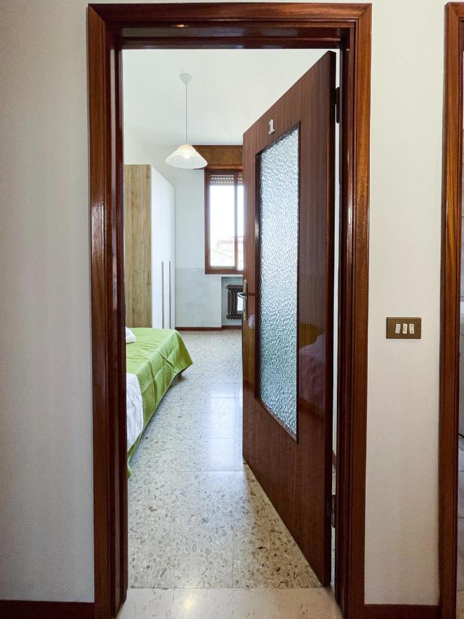 Casa Gramsci - Affitti Brevi Italia Módena Exterior foto
